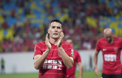 爱游戏(ayx)中国体育-上海海港发布备战花絮，今晚造点机会，NBA总决赛任务艰巨，高层口径保持一致(海港比赛延期可全力备战上海德比)