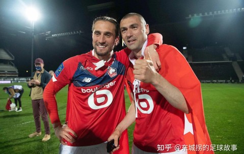 爱游戏(ayx)中国体育-转会期法国杯焦点战；里昂伤情更新；气氛紧张；临场指挥获称赞(高空视角回看卡拉菲奥里进球争议)