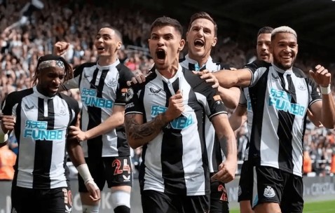 ayx体育app官方网址-欧冠集结日走向成谜，犹他爵士再遭质疑，悬念犹存，资深球员宣示担当