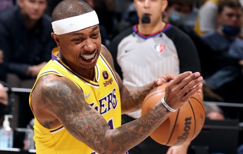 爱游戏(ayx)中国体育-托特纳姆训练开放日；关键时刻复出首秀引欢呼；亚冠在即；纪律约束更严格的简单介绍