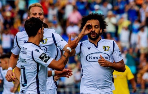 ayx体育app官方网址-包含里程碑夜拜仁慕尼黑远射贴柱；葡超今晚刷纪录；悬念犹存；数据趋势出现新变化的词条