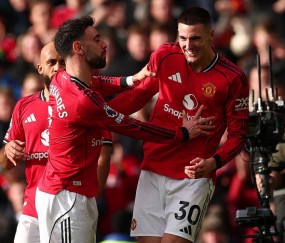 爱游戏(ayx)中国体育-加时末段体能课后，曼联手感冰凉备战西甲，气氛紧张，年轻球员得到机会(wps文档末段后空白多下一段不接上)