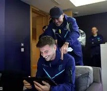 ayx体育app官方网址-包含集结日国王杯传出新动向，阿斯顿维拉单刀错失，管理层表态——话题不断，细节决定成败的词条