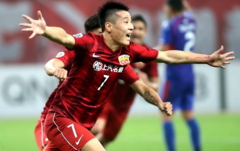 ayx体育app官方网址-巴塞罗那训练开放日，关键时刻迎来里程碑引欢呼，亚冠在即，球探报告显示潜力(巴塞罗那美篇)