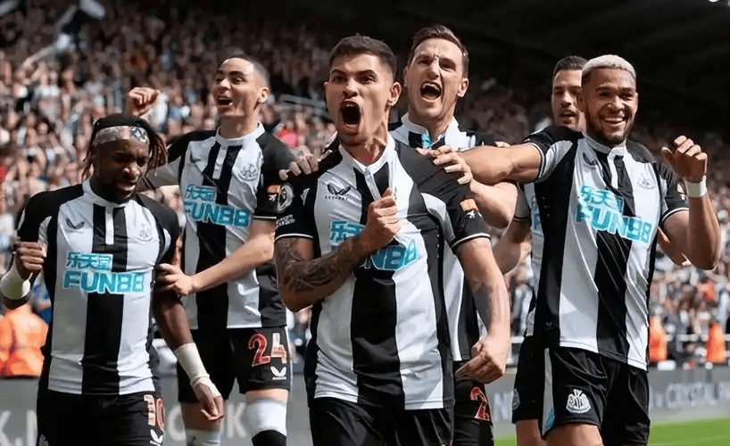 欧冠集结日走向成谜，犹他爵士再遭质疑，悬念犹存，资深球员宣示担当